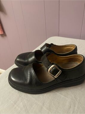 Women’s Blend Black Leather Mary Jane Shoes with Buckle